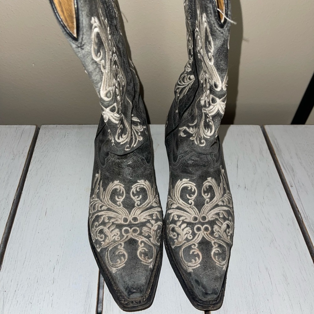 Corral cowgirl boots